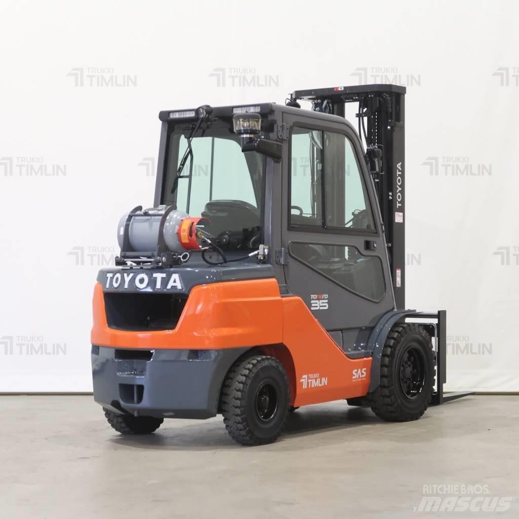 Toyota 02-8FGJF35 Propan trucker