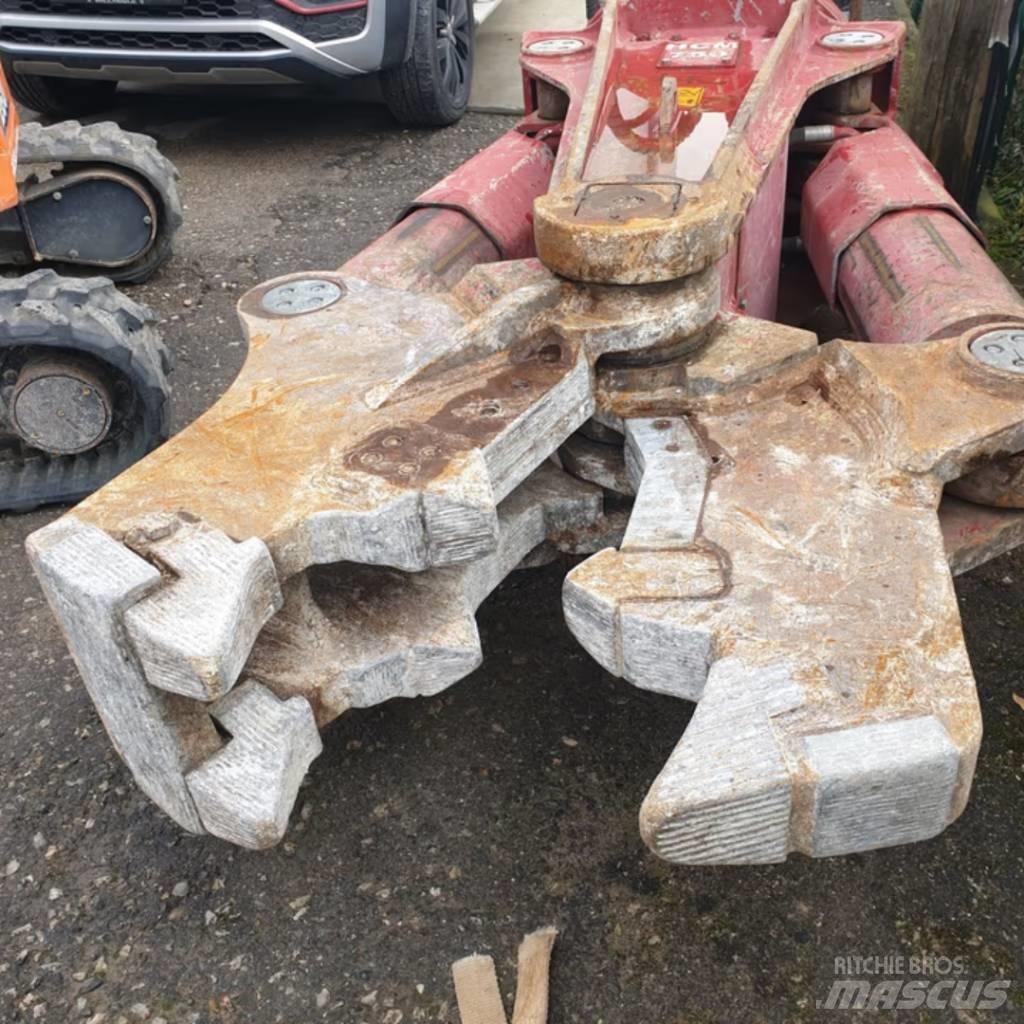  KONVERMA HCM 750C Asfaltskjærer