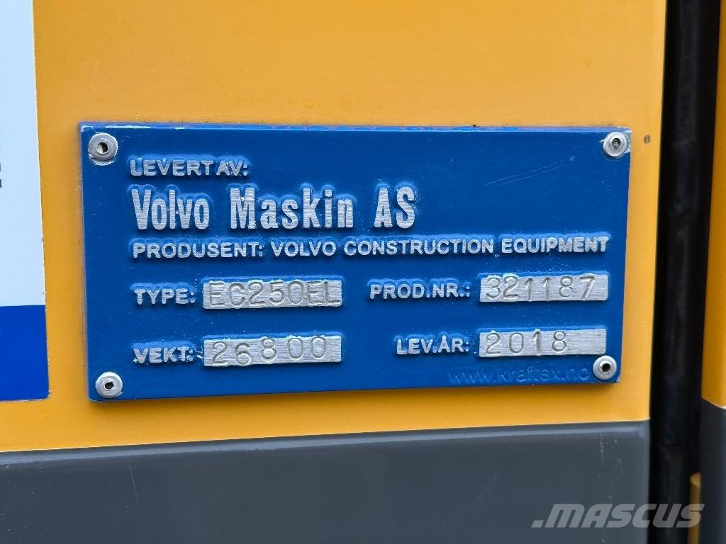 Volvo EC 250 EL Beltegraver