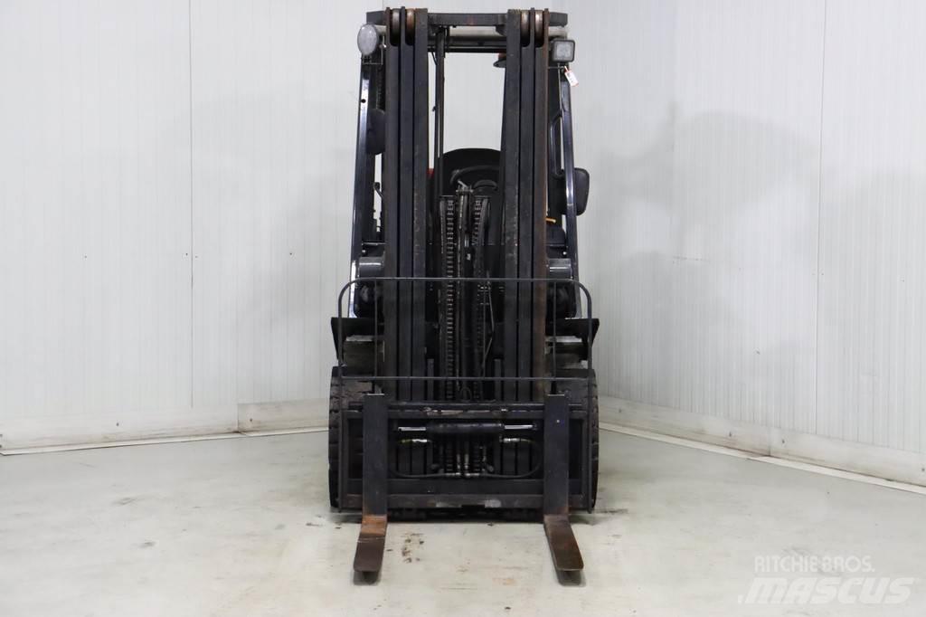 Nissan U1D2A20LQ Propan trucker