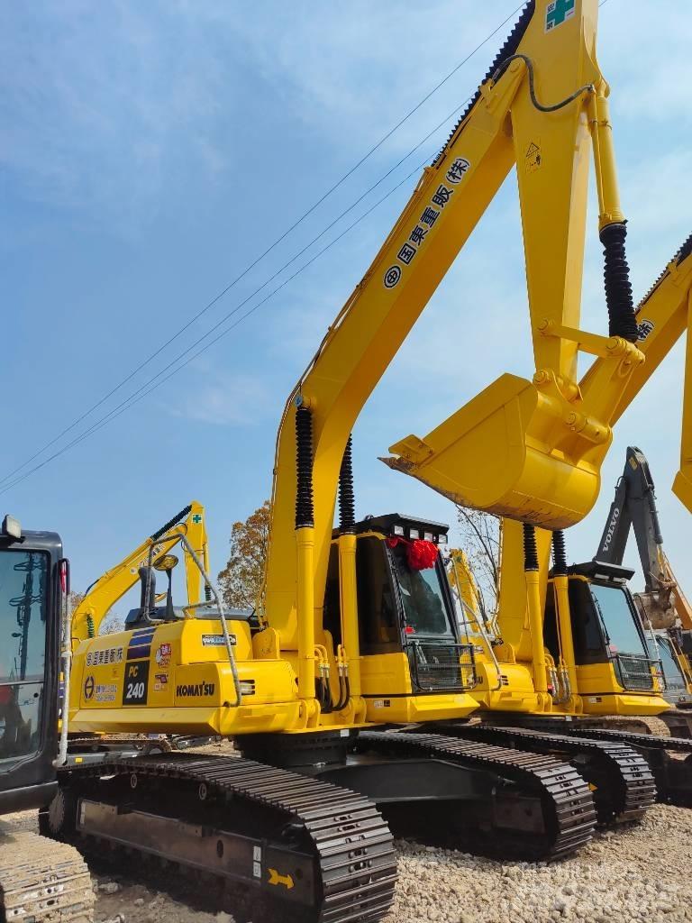 Komatsu PC 240 Beltegraver