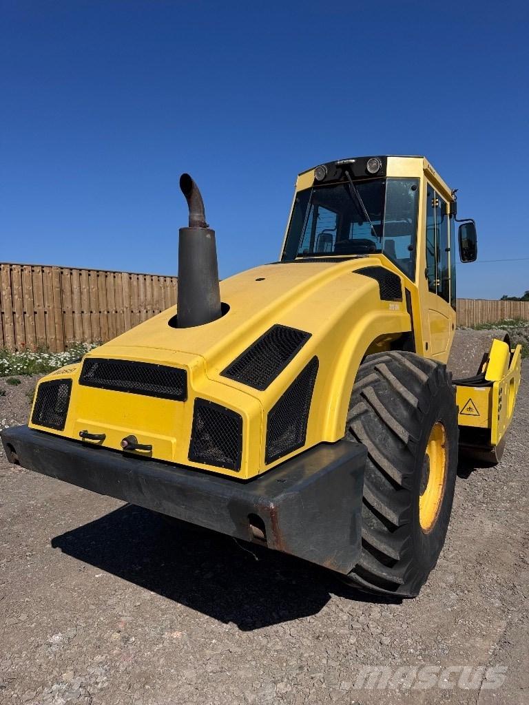 Bomag BW 213 D H-4 Valsetog