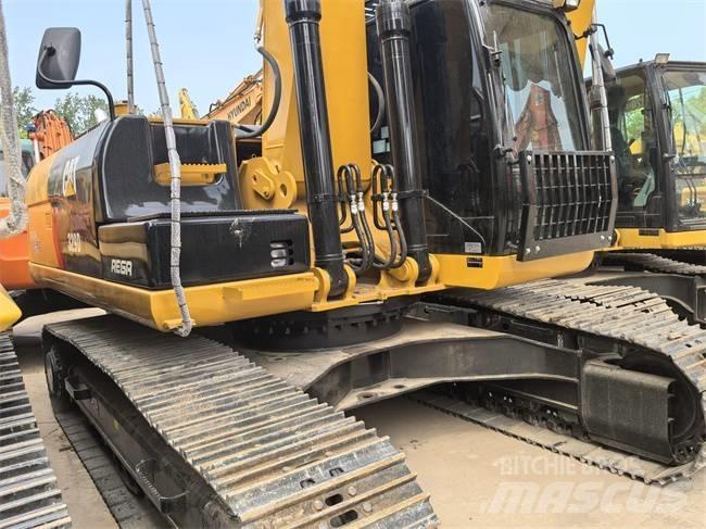 CAT 329 D L Beltegraver