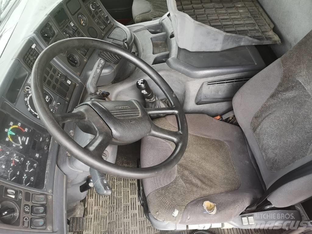 Scania 94 D 220 Kranbil