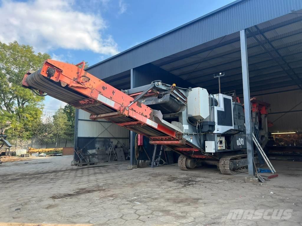 Sandvik QJ 241 Mobile knuseverk