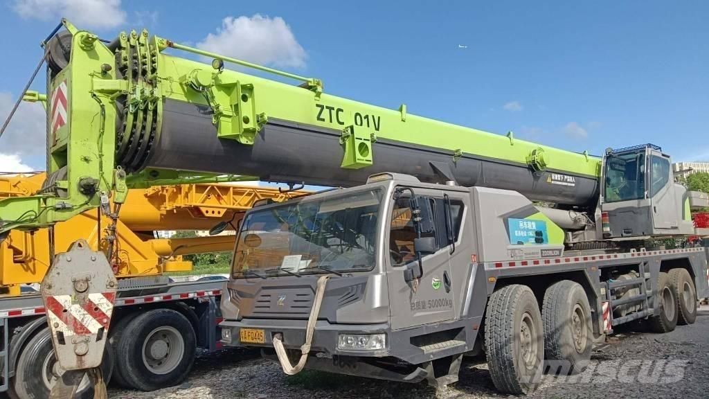 Zoomlion ZTC800 Allterreng kraner