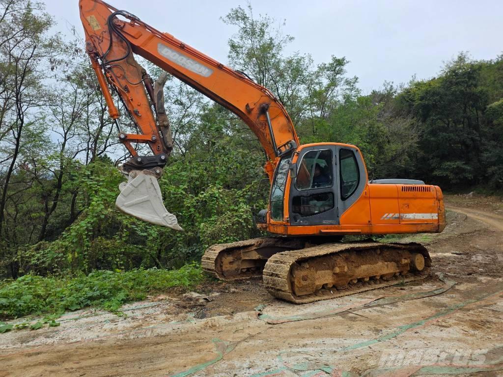 Doosan DX 220 LCA Beltegraver