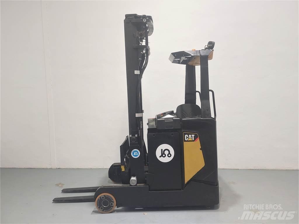 CAT NR16N2C Skyvemasttruck