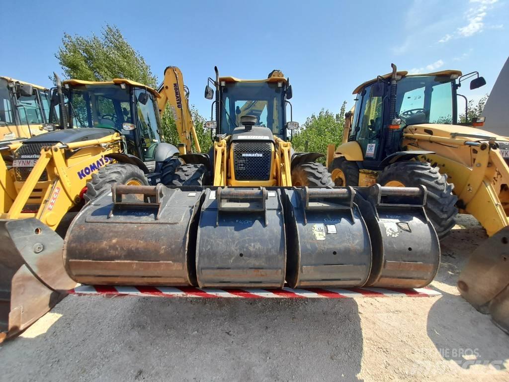 Komatsu WB97S-8 Traktorgravere