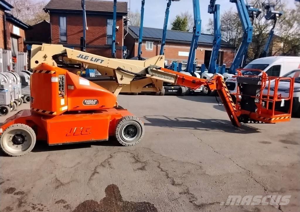 JLG E 400 AJP Leddede bomlifter