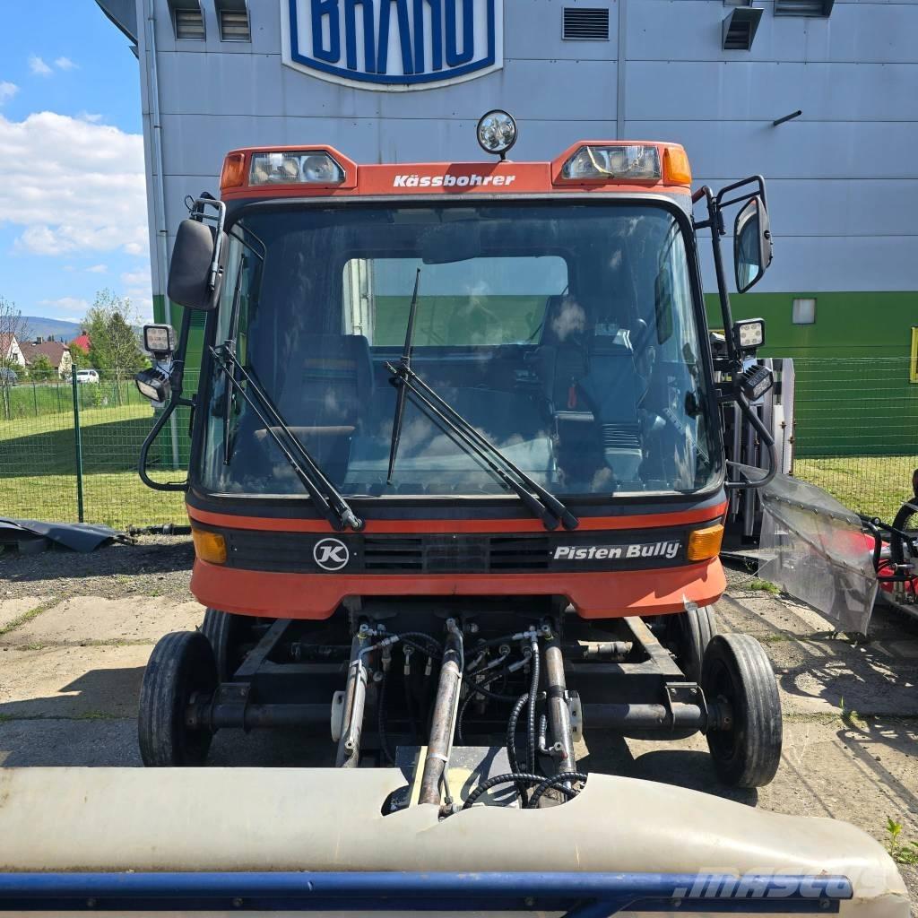 Kässbohrer PB 240 Tråkkemaskiner