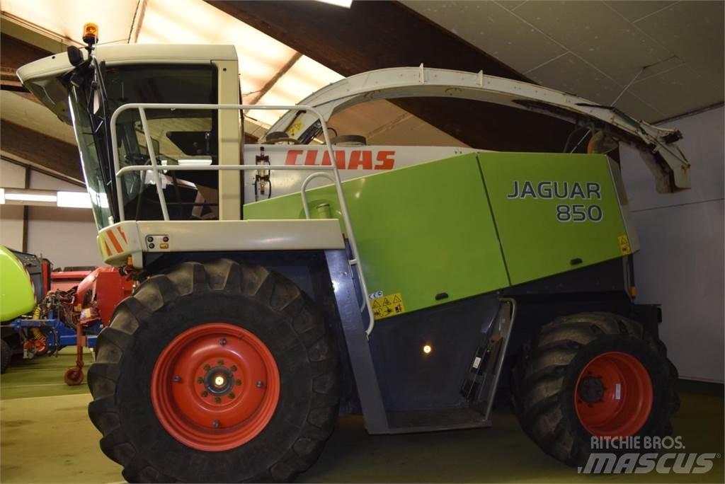CLAAS Jaguar 850 Selvdrevne fôrhøstere