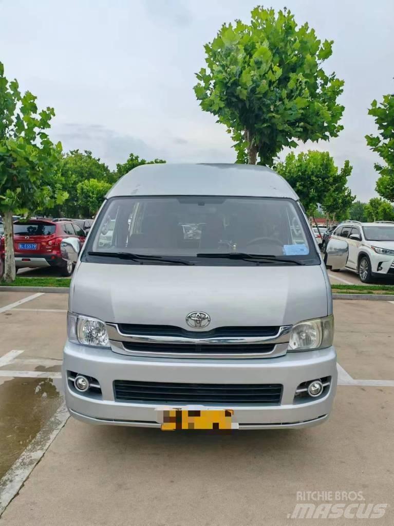 Toyota Coaster Intercity busser