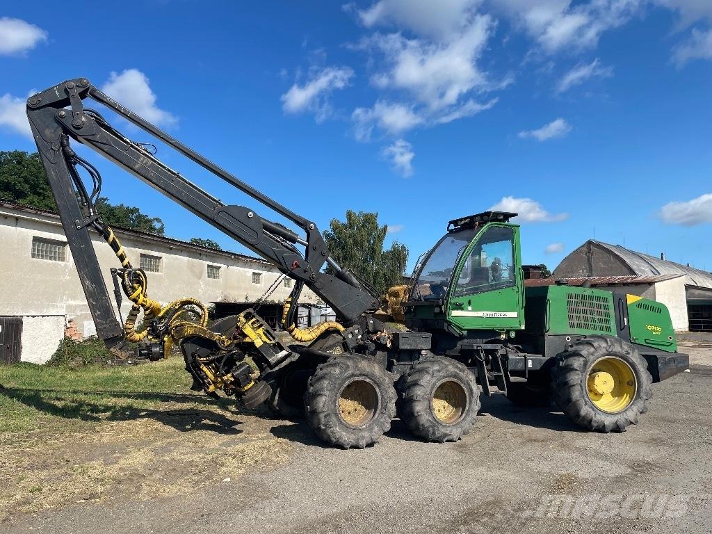  Johnne Deere 1270D Hogstmaskiner