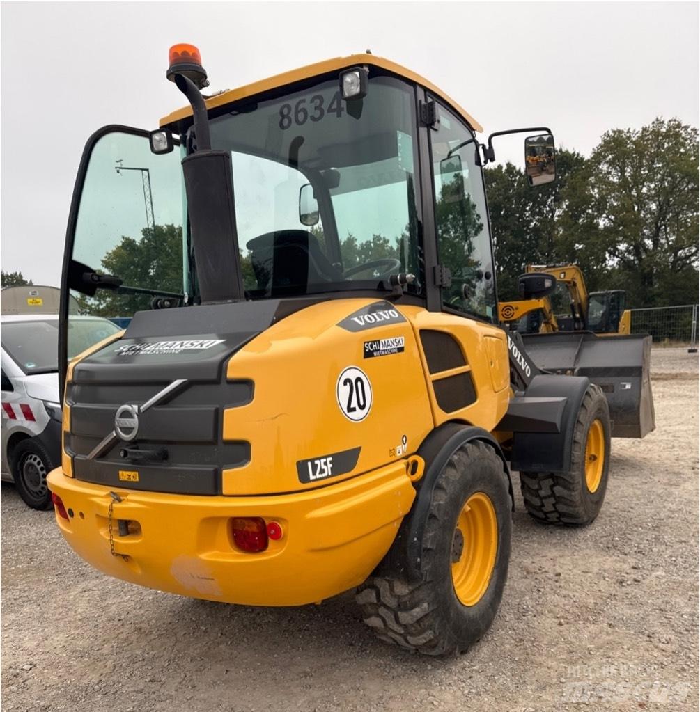 Volvo L25F Hjullastere
