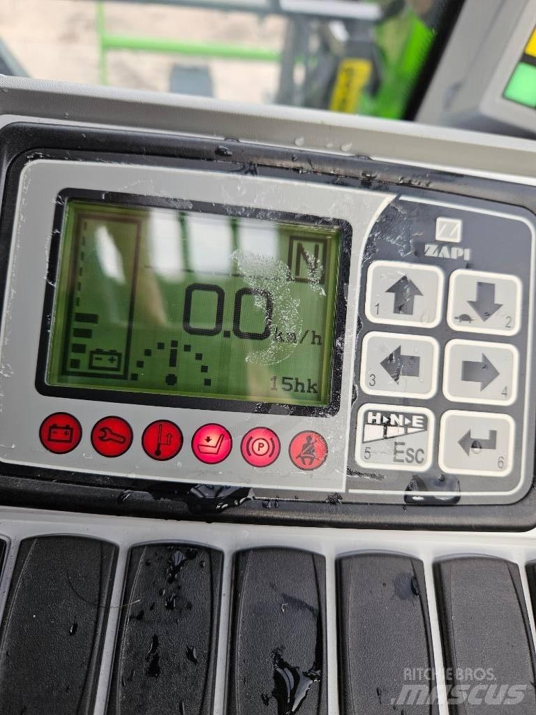 Merlo EW25.5-90 Teleskoplastere
