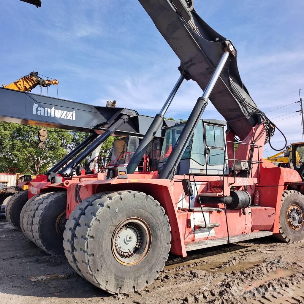 Kalmar DRF 450 Reachstackere