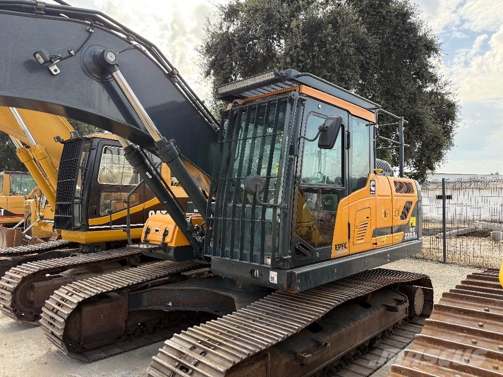 Hyundai HX 220 AL Beltegraver