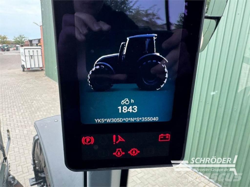 Valtra Q 305 Traktorer