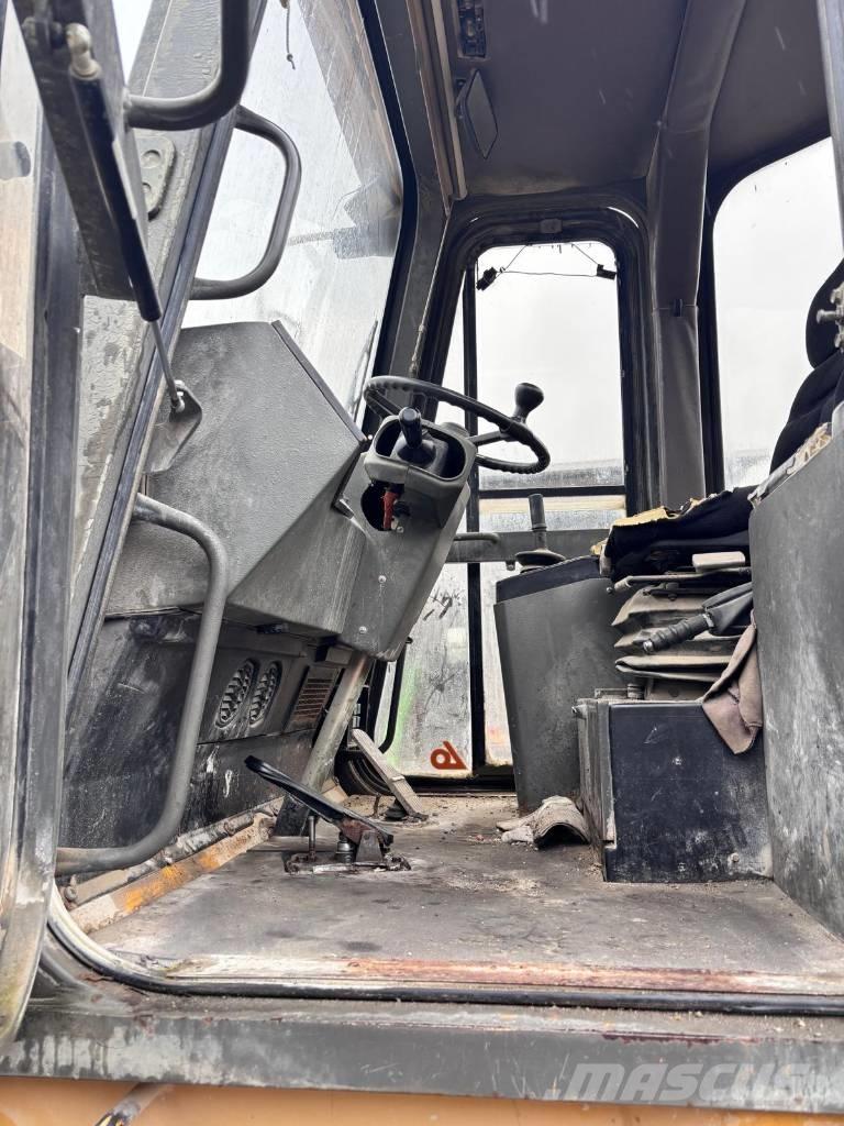 Hanomag 70 E Hjullastere
