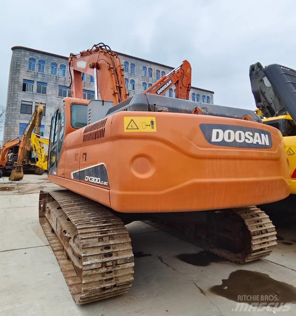 Doosan DX 300 LC Beltegraver