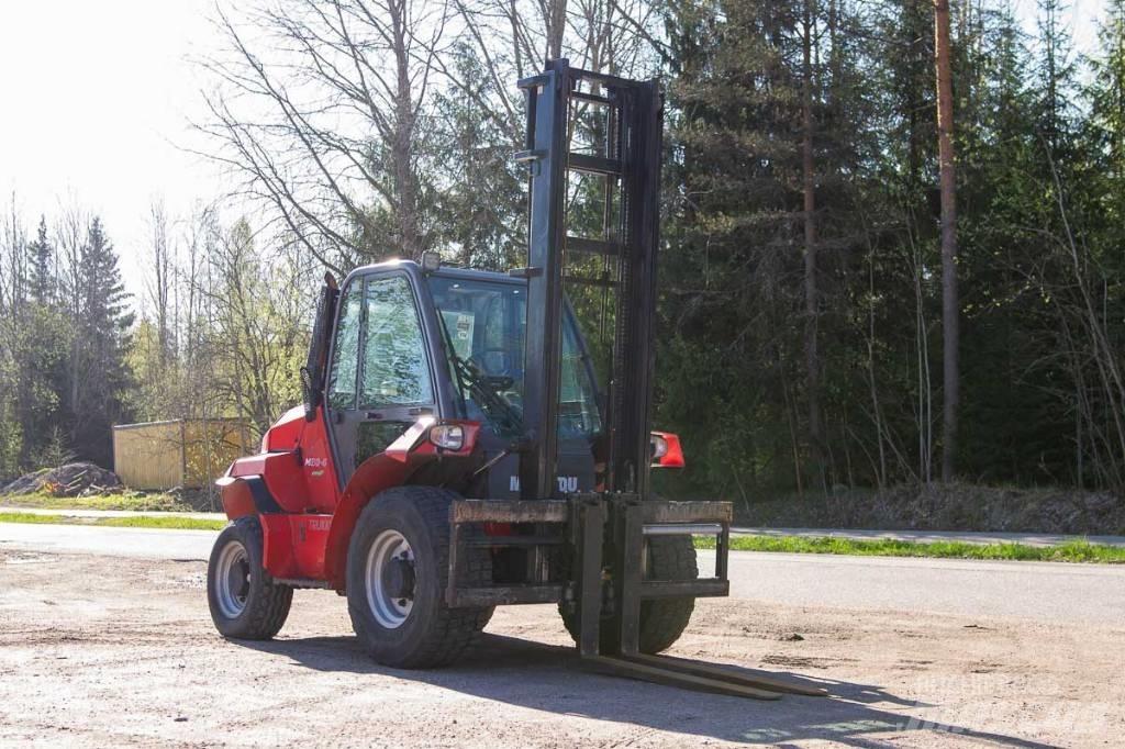 Manitou M 30.4 Terrenggående gaffeltruck