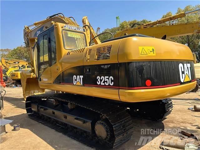 CAT 325 C Beltegraver