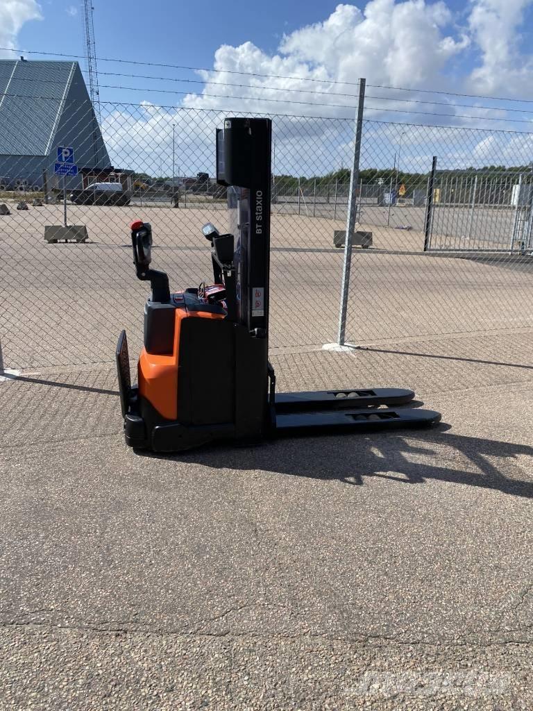 Toyota SWE 120 Ledestablere