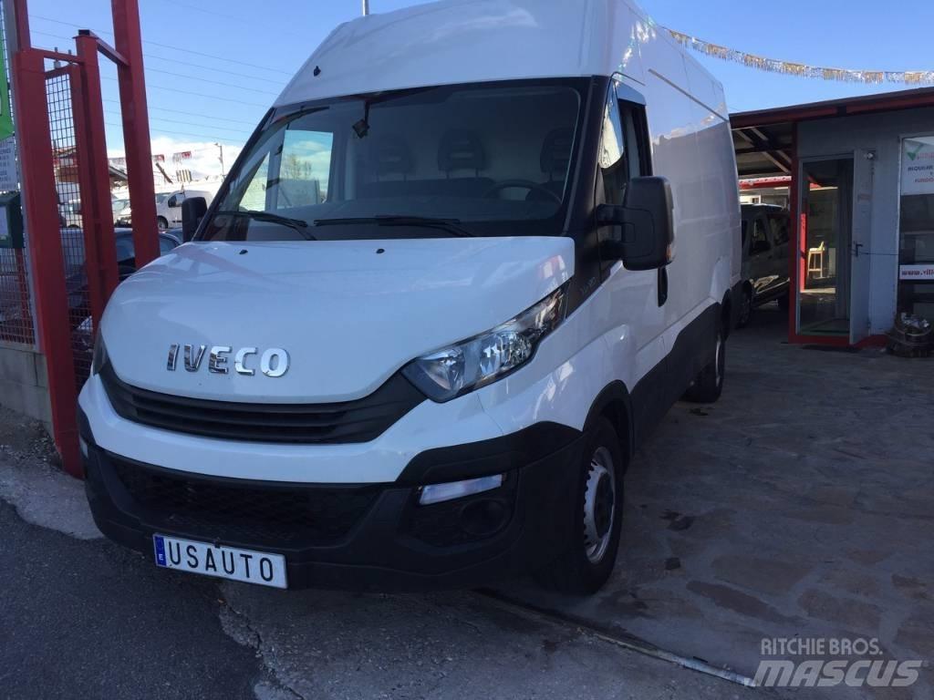 Iveco Daily 35 S 12 Lette lastebiler