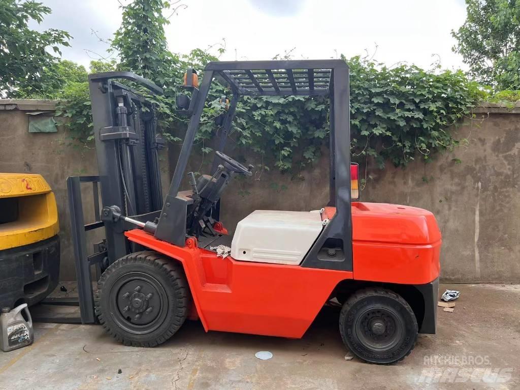 Heli 3 Ton Diesel Trucker