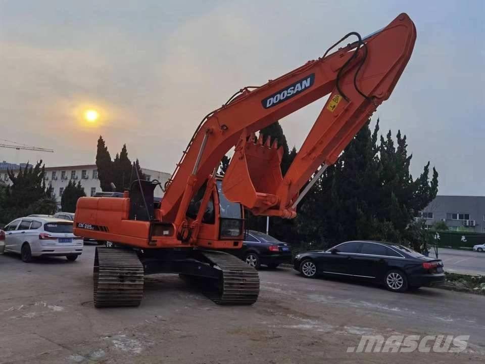 Doosan dx225 Beltegraver