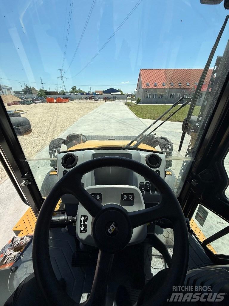 CAT 432f2 Traktorgravere