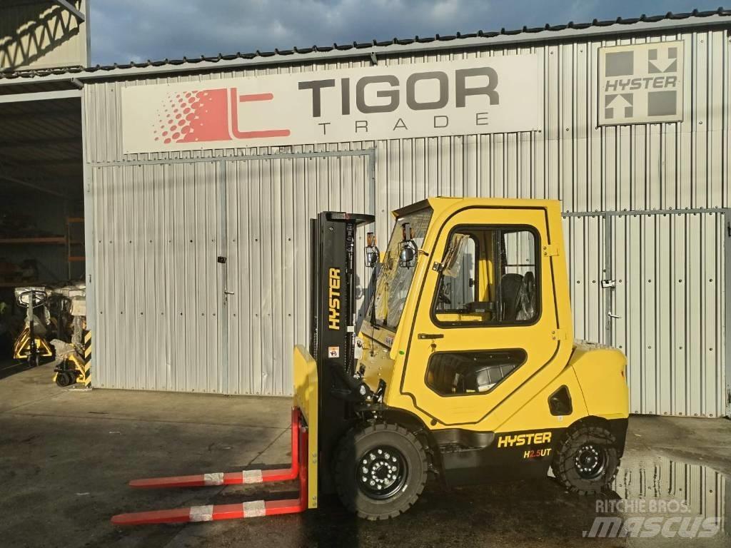 Hyster H2.5UT Diesel Trucker