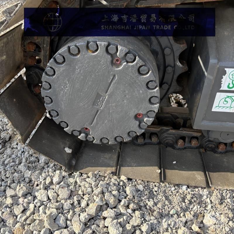 Komatsu PC 240 Beltegraver