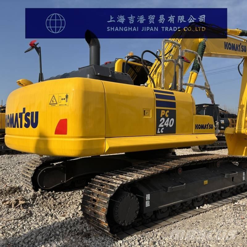Komatsu PC 240 Beltegraver