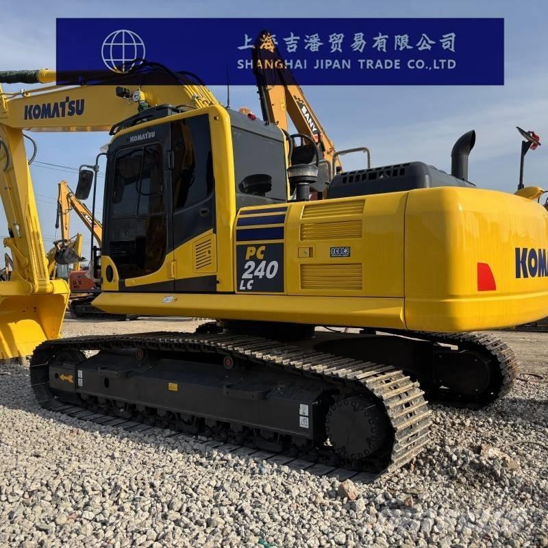 Komatsu PC 240 Beltegraver