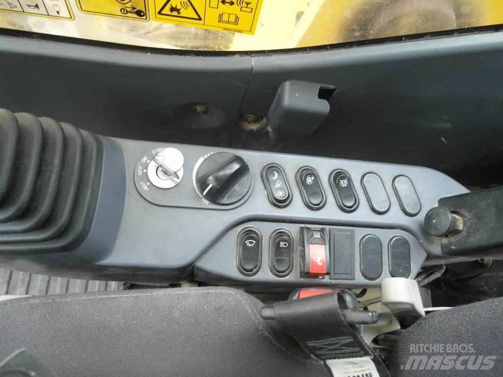Komatsu PC 210 LC-11 Beltegraver