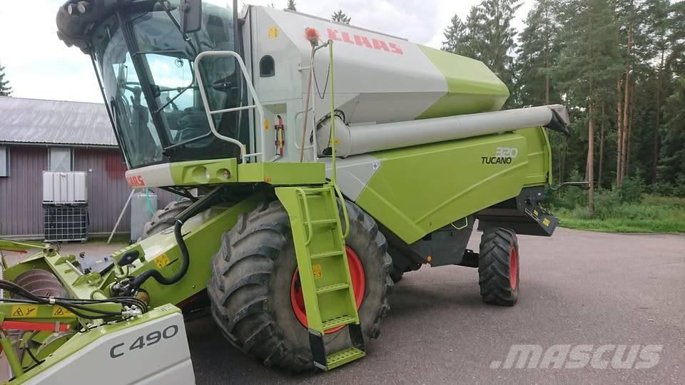 CLAAS Tucano 320 Skurtreskere