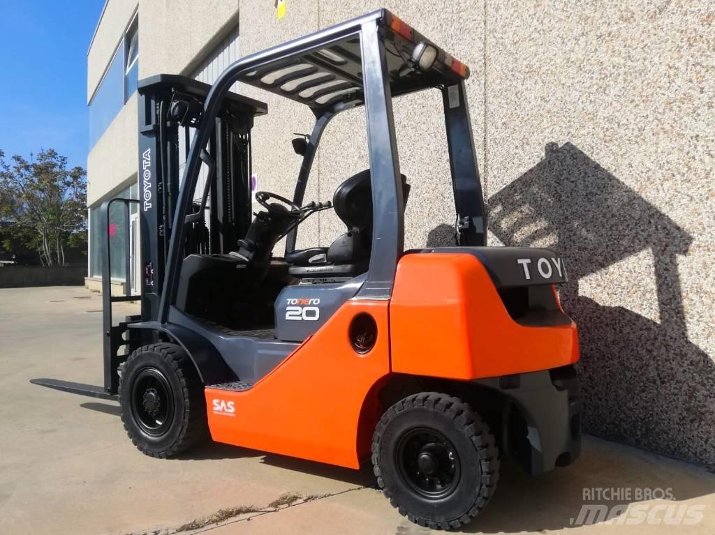 Toyota 02-8 FG F 20 Propan trucker