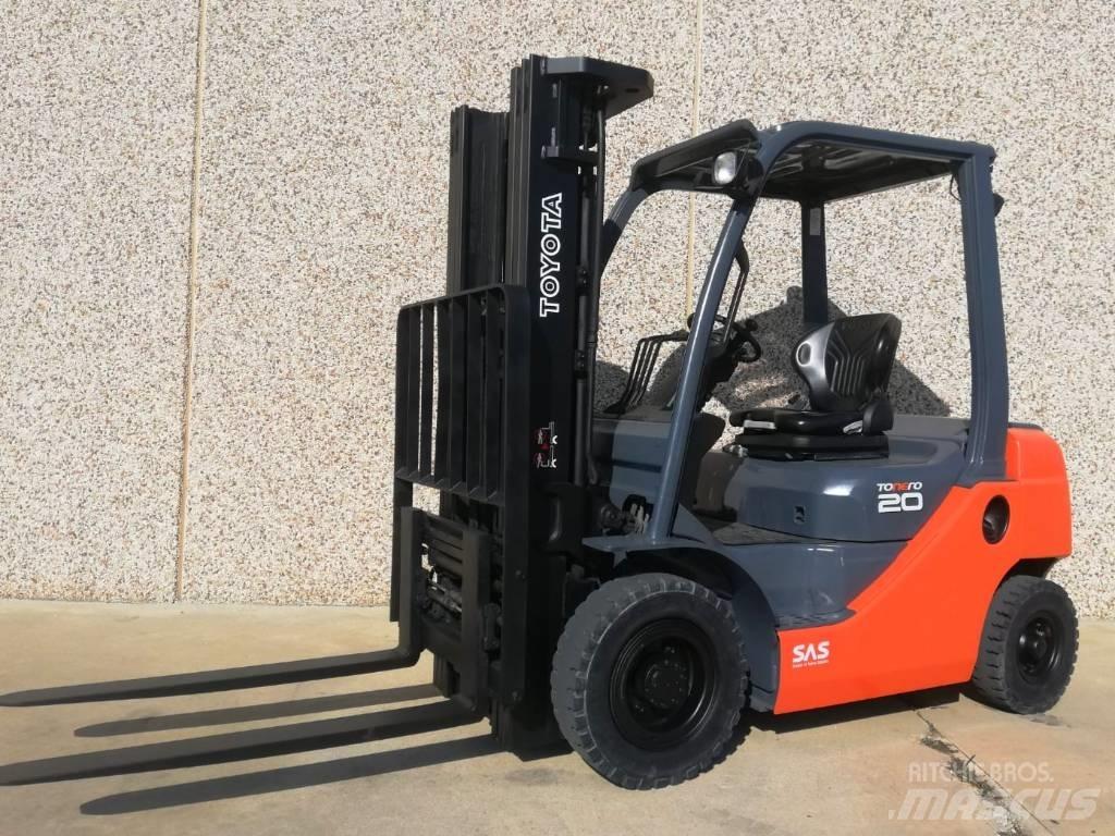 Toyota 02-8 FG F 20 Propan trucker