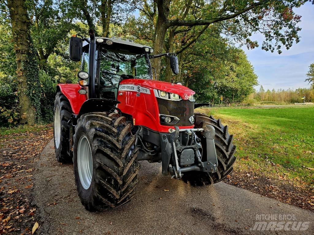 Massey Ferguson 7718 Traktorer