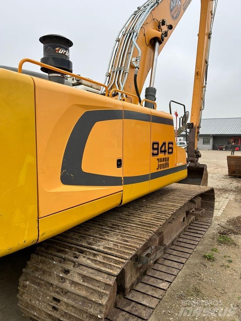 Liebherr R 946 Gravemaskiner med lang bom