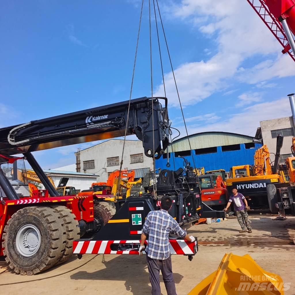Kalmar DRF 450 Reachstackere