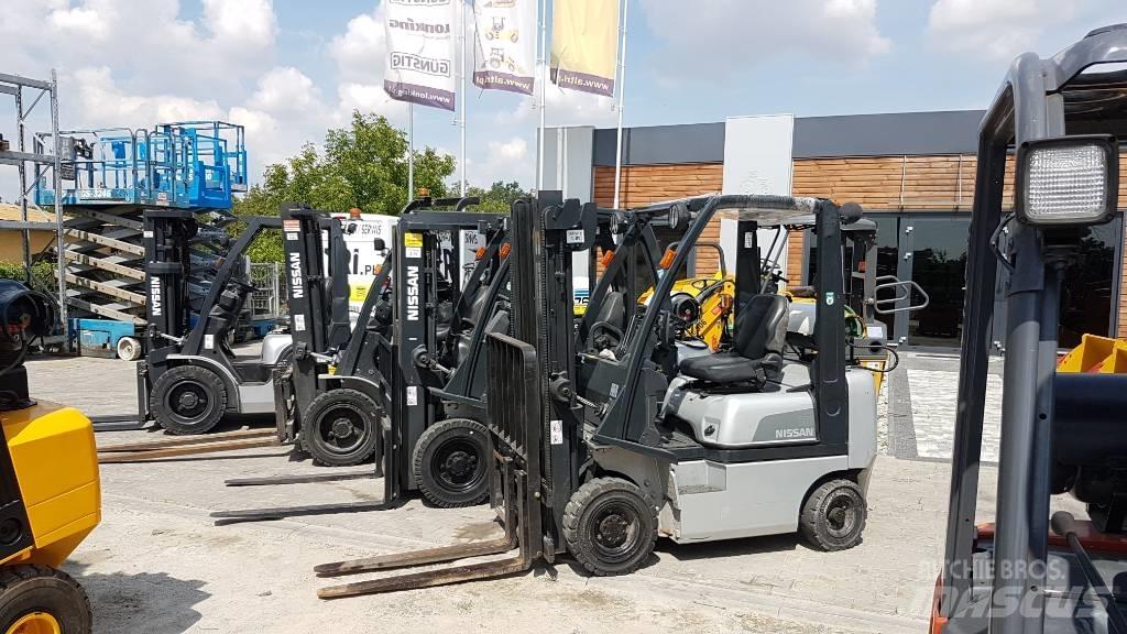 Nissan U1D2A25LQ Propan trucker