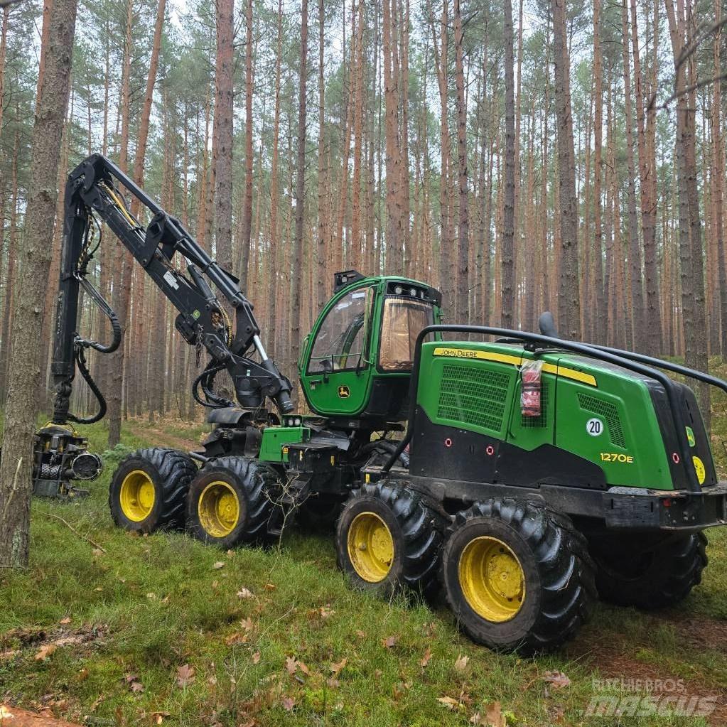 John Deere 1270E Hogstmaskiner