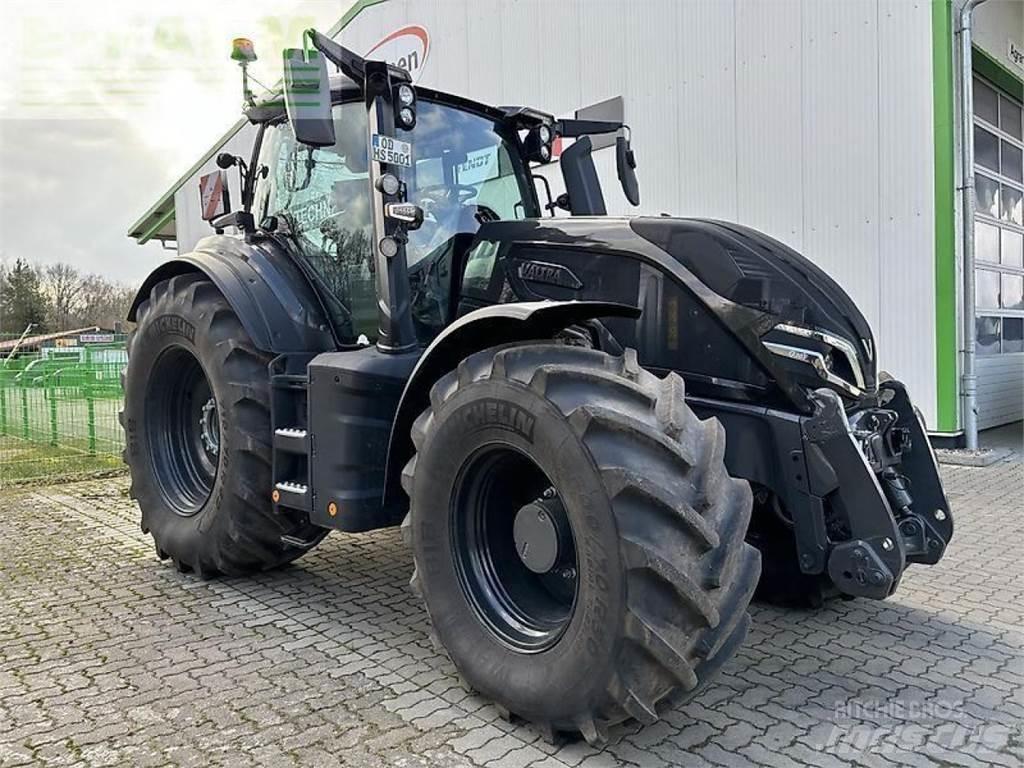 Valtra q305 Traktorer