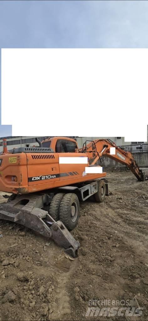 Doosan DX 210 W Hjulgravere