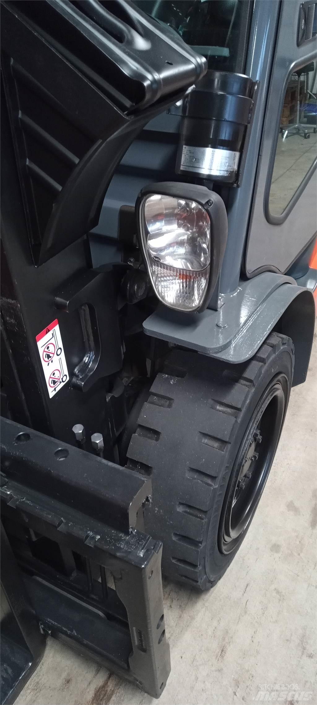 Toyota 02-8FGF30 Propan trucker