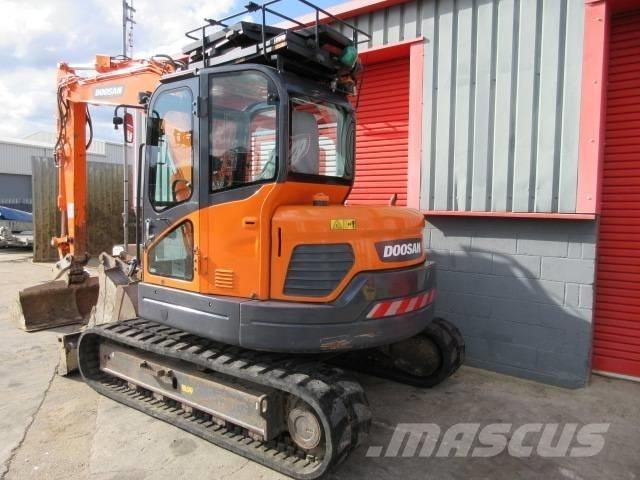 Doosan DX 85 R-3 Midigravere 7 - 12t
