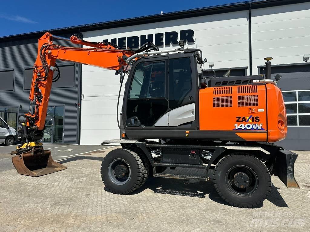 Hitachi ZX 140 W-6 Hjulgravere